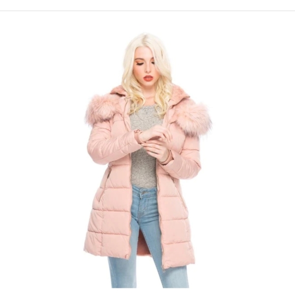 **ISO**Wanted* GUESS Yoko puffer coat with sweetheart faux fur shorter inner li… - Picture 14 of 14